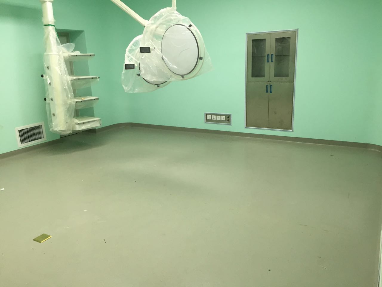 重庆医院同质透心地板